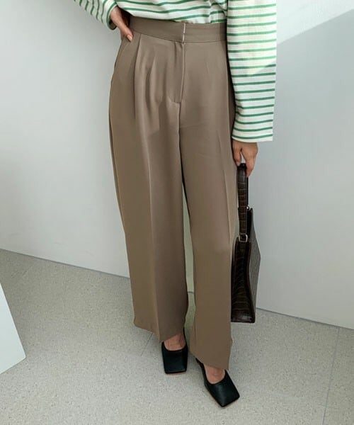 DHOLIC(ディーホリック)の「ホックワイドスラックス(スラックス・レディース・ベージュ/ブラック/グリーン・S/M/L)」の1枚目の写真