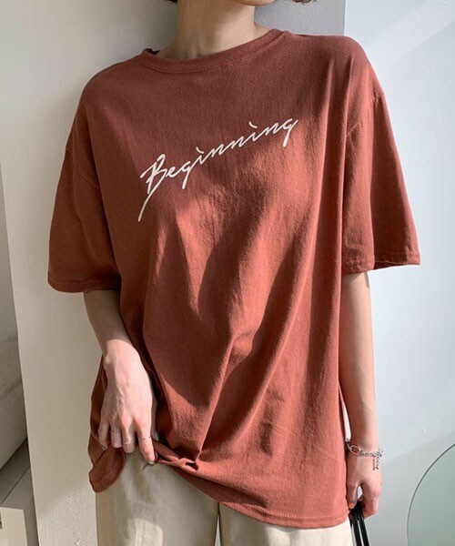 DHOLIC(ディーホリック)の「Beginning半袖Tシャツ(Tシャツ/カットソー・レディース・ブラウン/ベージュ/ブラック・FREE)」の1枚目の写真