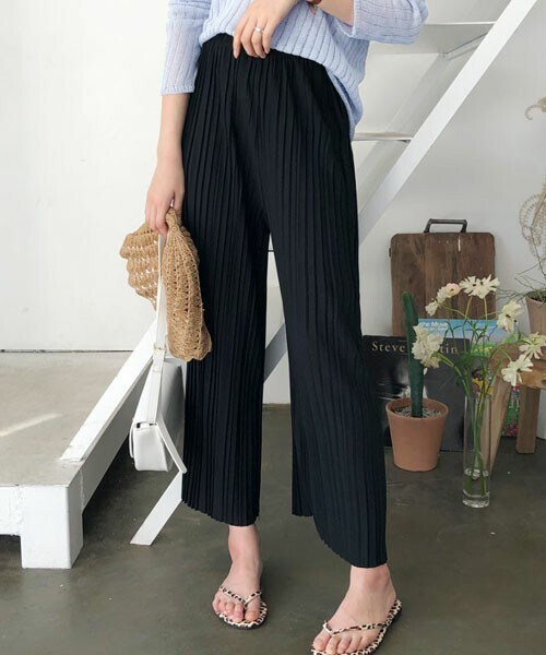 DHOLIC（ディーホリック）の「プリーツストレッチワイドパンツ（その他パンツ・レディース・ベージュ/ブラック/グレー/その他・FREE）」の2枚目の写真