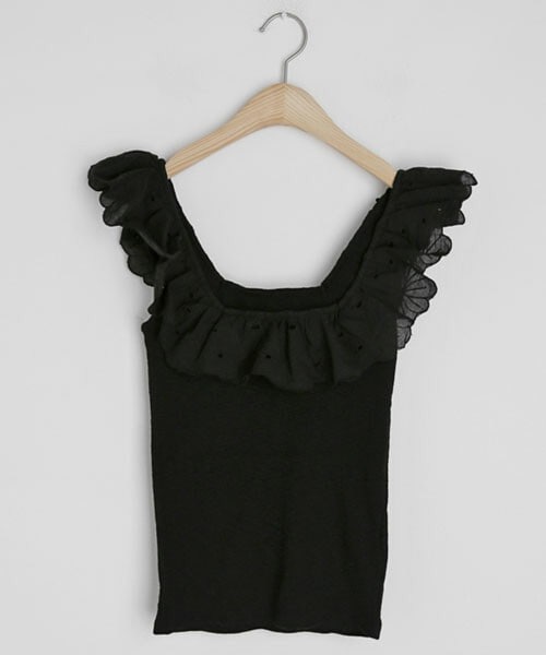 DHOLIC（ディーホリック）の「レーススクエアネックスリーブレス（タンクトップ・レディース・ホワイト/ブラック/ベージュ・FREE）」の2枚目の写真