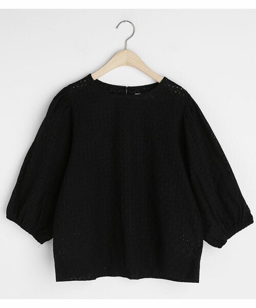 DHOLIC（ディーホリック）の「アイレットレースブラウス（シャツ/ブラウス・レディース・ホワイト/ピンク/ブラック・FREE）」の2枚目の写真