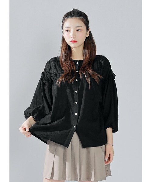 HOTPING（ホッピン）の「フリルポイントパンチングレースブラウス（Tシャツ/カットソー・レディース・White/Black・XS-S/M-L/XL-2XL）」の2枚目の写真