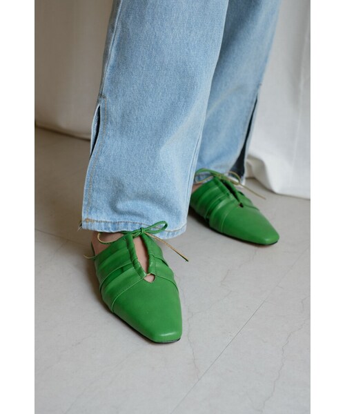 OpenCLOSE(オープンクローズ)の「ellipse openフラットシューズ(パンプス・レディース・ホワイト/グリーン・22.5cm 23cm 23.5cm 24cm 24.5cm 25)」の2枚目の写真