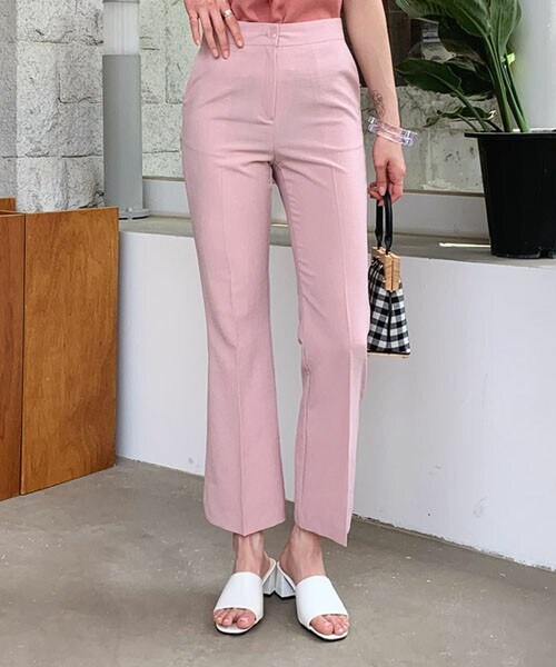 DHOLIC(ディーホリック)の「スリムスラックスパンツ(スラックス・レディース・ピンク/ホワイト/ブラック/その他・S/M/L)」の1枚目の写真