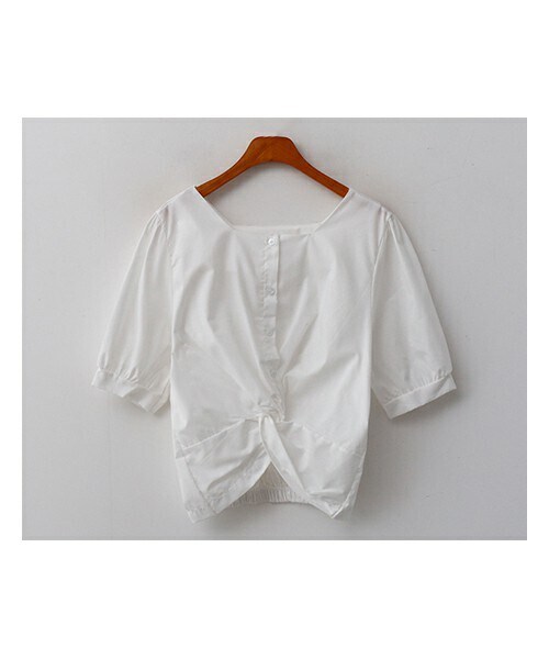 fd style（エフディ スタイル）の「クロップドツイストスクエアパフ半袖ブラウス（シャツ/ブラウス・レディース・퍼플/화이트/옐로우・F(44-66)）」の2枚目の写真