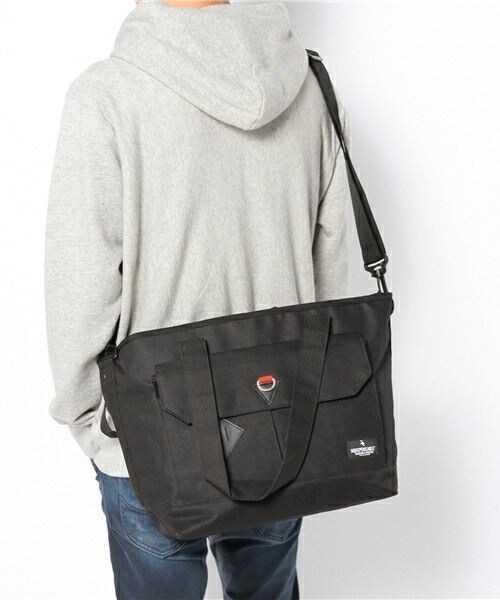 INDISPENSABLE （インディスペンサブル）の「INDISPENSABLE/IDP.ToteBag “TOSS”（トートバッグ・メンズ・ブラック/ネイビー/その他/カモフラージュ・FREE）」の17枚目の写真