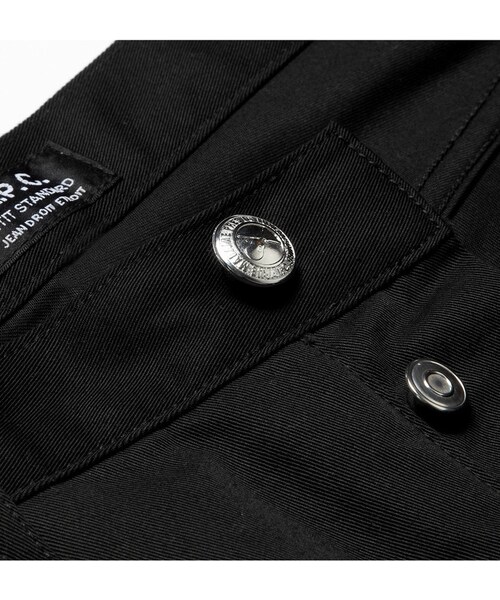 A.P.C.（アーペーセー）の「A.P.C. Petit Standard Slim-Fit Dry Selvedge Denim Jeans（デニムパンツ・メンズ・BLACK/Blue・28/29/30/31/32/33/34）」の11枚目の写真