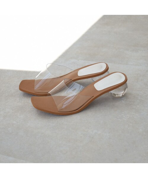 Lavish Gate（ラヴィッシュゲート）の「shoes-02099　スクエアトゥ ニュアンスミュール  クリアサンダル（サンダル・レディース・その他）」の7枚目の写真