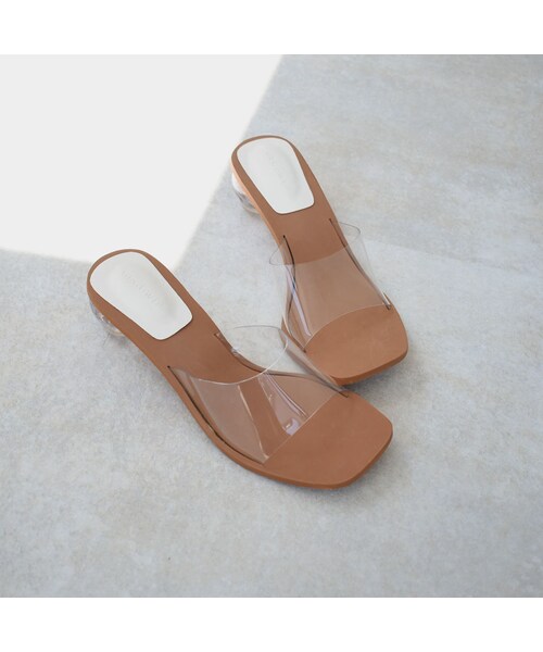 Lavish Gate（ラヴィッシュゲート）の「shoes-02099　スクエアトゥ ニュアンスミュール  クリアサンダル（サンダル・レディース・その他）」の5枚目の写真