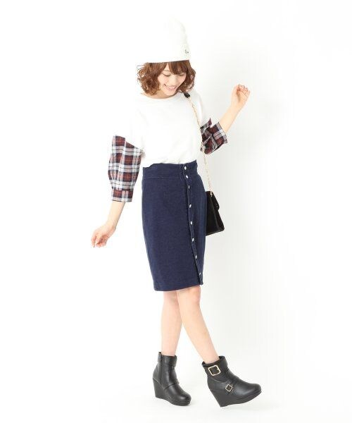 Heather(ヘザー)の「ソデチェックキリカエ7分袖(トップス・レディース・ホワイト/グレー/ネイビー・F)」の6枚目の写真