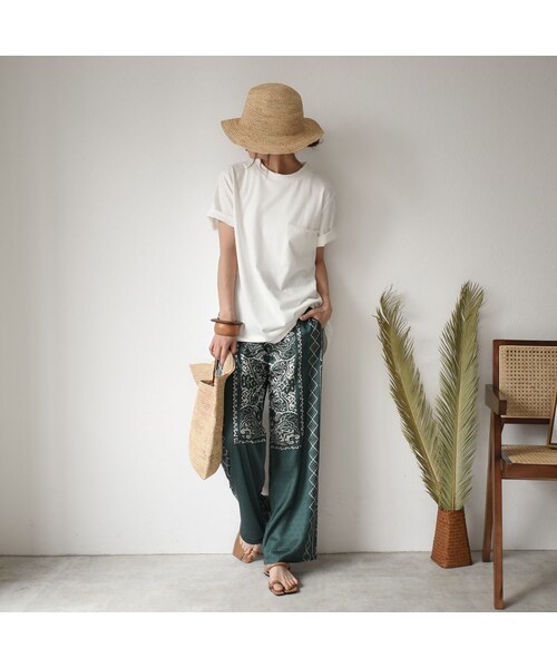 Lavish Gate(ラヴィッシュゲート)の「nh-bottoms-02062 パネルペイズリープリント ルーズパンツ グリーン(その他パンツ・レディース・その他)」の3枚目の写真
