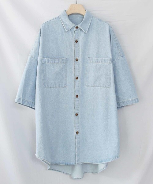 BOYSHE（ボーイシー）の「BIGシルエット デニム半袖シャツ　ライトブルー（シャツ/ブラウス・レディース・その他）」の8枚目の写真