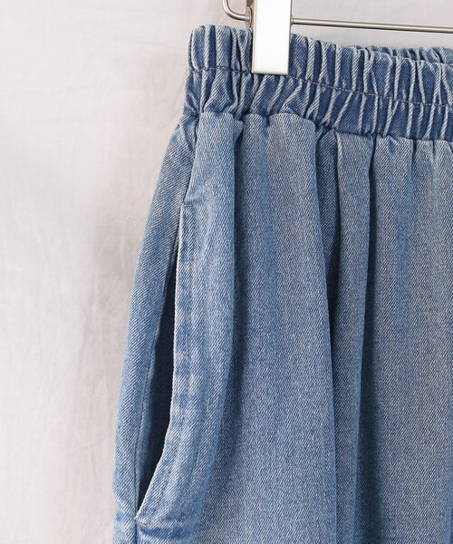 BOYSHE（ボーイシー）の「デニムバギーバンディングパンツ  ライトブルー（デニムパンツ・レディース・その他）」の14枚目の写真
