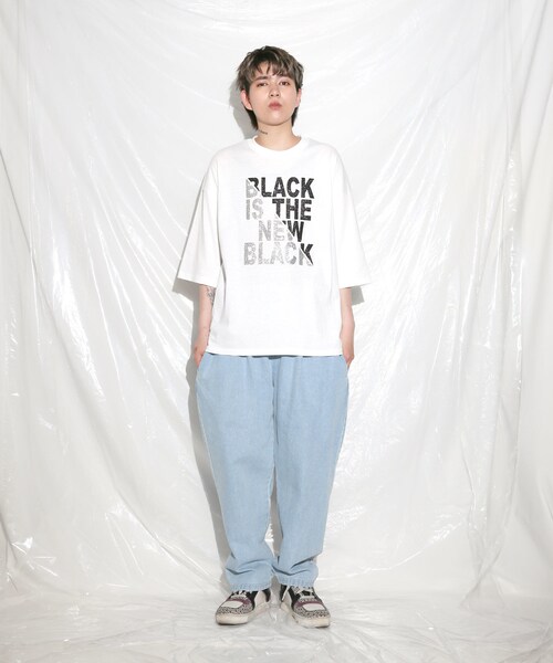 BOYSHE（ボーイシー）の「デニムバギーバンディングパンツ  ライトブルー（デニムパンツ・レディース・その他）」の4枚目の写真