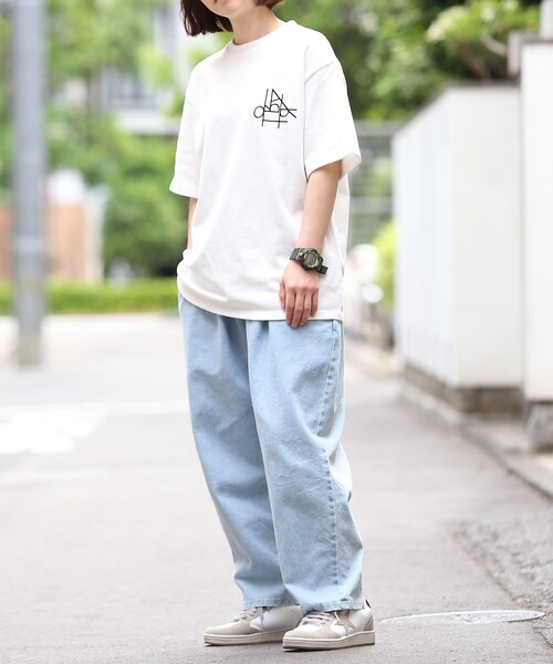 BOYSHE（ボーイシー）の「デニムバギーバンディングパンツ  ライトブルー（デニムパンツ・レディース・その他）」の7枚目の写真