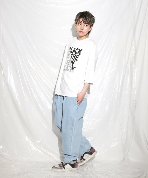 BOYSHE（ボーイシー）の「デニムバギーバンディングパンツ  ライトブルー（デニムパンツ・レディース・その他）」の3枚目の写真