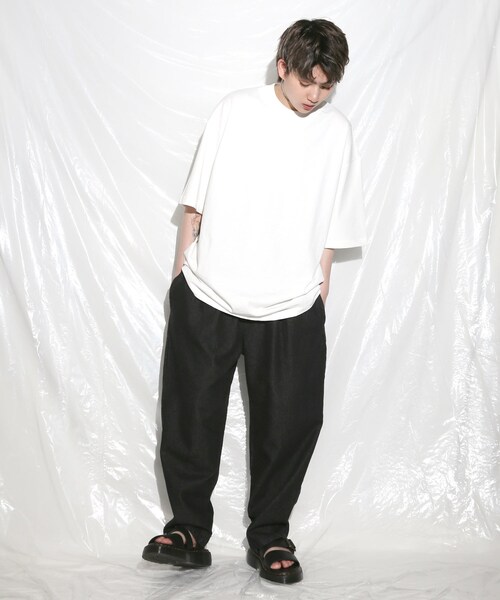 BOYSHE（ボーイシー）の「デニムバギーバンディングパンツ  ブラック（デニムパンツ・レディース・その他）」の2枚目の写真