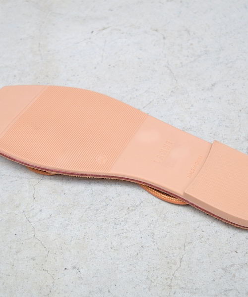 no brand（ノーブランド）の「Cross flat sandals（サンダル・レディース・その他）」の8枚目の写真