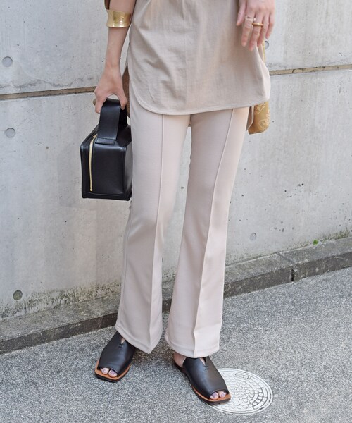 no brand(ノーブランド)の「イージーリブフレアPT(その他パンツ・レディース・その他)」の4枚目の写真