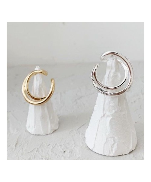 copine（コピン）の「ツイストサークルイヤーカフ(2color)【クリックポスト対象商品】（イヤリング・レディース・その他）」の8枚目の写真