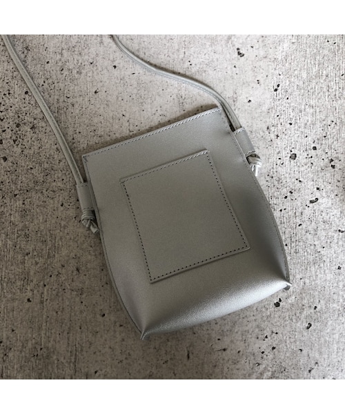 copine（コピン）の「大人可愛いサイズ感！フェイクレザーミニポシェット(3color)【クリックポスト対象商品】（ショルダーバッグ・レディース・その他）」の2枚目の写真