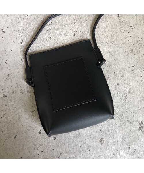 copine（コピン）の「大人可愛いサイズ感！フェイクレザーミニポシェット(3color)【クリックポスト対象商品】（ショルダーバッグ・レディース・その他）」の4枚目の写真