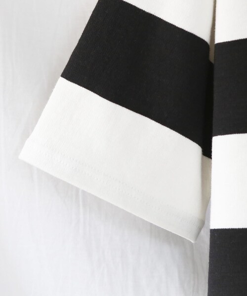 BOYSHE（ボーイシー）の「PEACE ビッグボーダー ショート丈Tシャツ  ブラック（Tシャツ/カットソー・レディース・その他）」の10枚目の写真