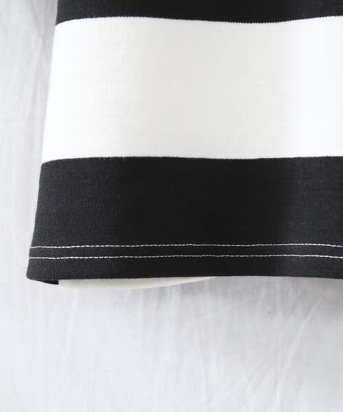 BOYSHE（ボーイシー）の「PEACE ビッグボーダー ショート丈Tシャツ  ブラック（Tシャツ/カットソー・レディース・その他）」の11枚目の写真