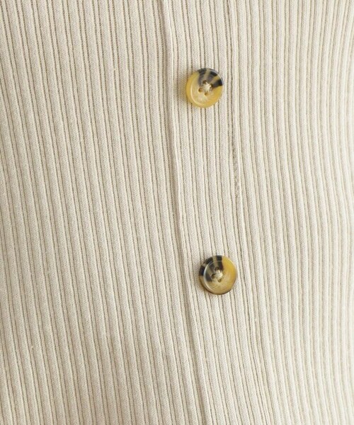 OZOC（オゾック）の「[洗える]ノースリ前ボタンプルオーバー（トップス・レディース・ナチュラル(050)/ベージュ(052)/ダークブラウン(043)・38(M)）」の20枚目の写真