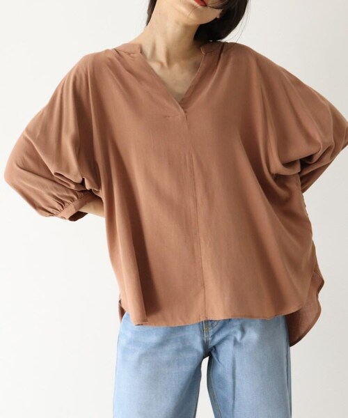 OZOC(オゾック)の「バックシャン麻混ブラウス(トップス・レディース・ライトベージュ(051)/カーキ(027)/タバコブラウン(054)・38(M))」の9枚目の写真