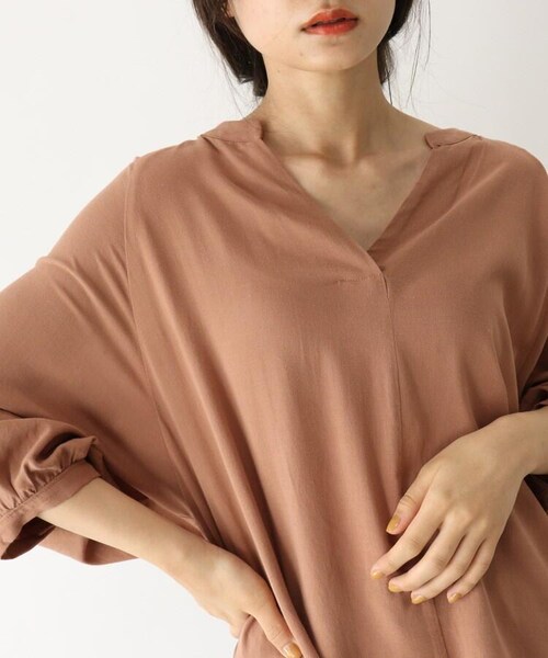 OZOC(オゾック)の「バックシャン麻混ブラウス(トップス・レディース・ライトベージュ(051)/カーキ(027)/タバコブラウン(054)・38(M))」の12枚目の写真