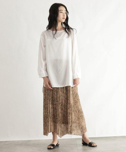 OZOC（オゾック）の「[洗える]総柄プリーツスカート（スカート・レディース・カーキ(127)/ベージュ(152)・38(M)）」の13枚目の写真