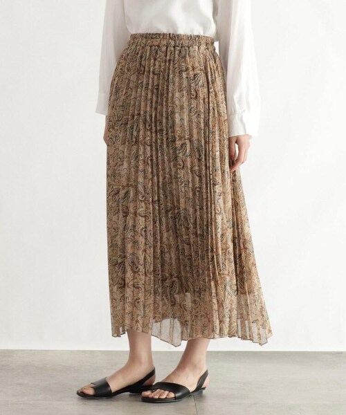 OZOC（オゾック）の「[洗える]総柄プリーツスカート（スカート・レディース・カーキ(127)/ベージュ(152)・38(M)）」の3枚目の写真