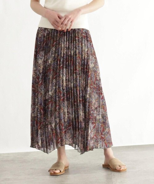 OZOC（オゾック）の「[洗える]総柄プリーツスカート（スカート・レディース・カーキ(127)/ベージュ(152)・38(M)）」の10枚目の写真