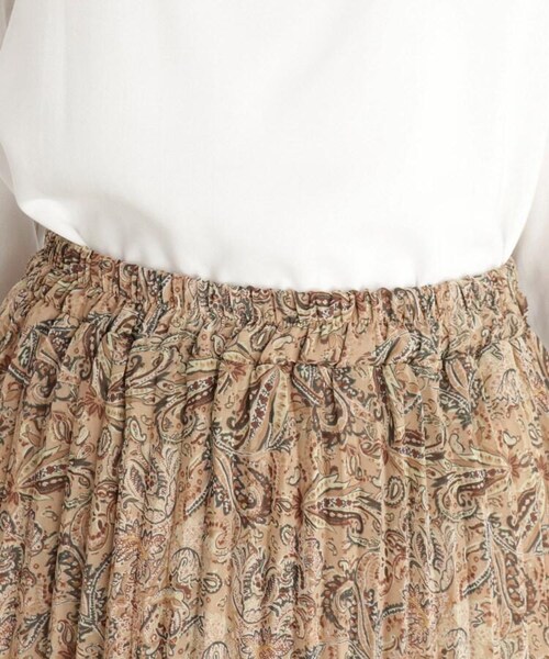 OZOC（オゾック）の「[洗える]総柄プリーツスカート（スカート・レディース・カーキ(127)/ベージュ(152)・38(M)）」の6枚目の写真