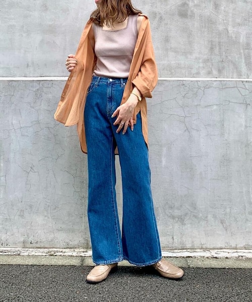 OZOC（オゾック）の「【洗える】シアーシャツ（トップス・レディース・マスタード(033)/キャメル(041)/ダークブラウン(043)/ライトベージュ(051)/モデル情報:身長168cm 着用サイズ38(M)・38(M)）」の20枚目の写真