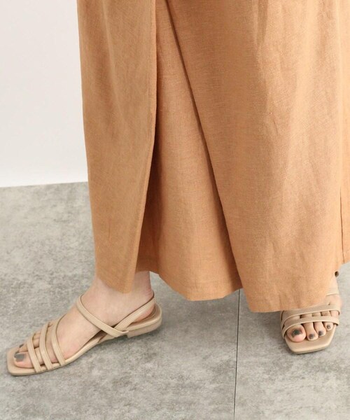 OZOC（オゾック）の「ナローコードサンダル（その他・レディース・ブラック(019)/ベージュ(052)/カーキ(027)・35(23.5cm)/45(24.5cm)）」の2枚目の写真