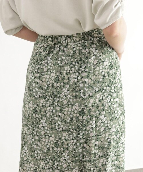 OZOC（オゾック）の「[洗える]プチフラワーマーメイドロングスカート（スカート・レディース・グリーン(122)/ナチュラル(150)・38(M)）」の8枚目の写真
