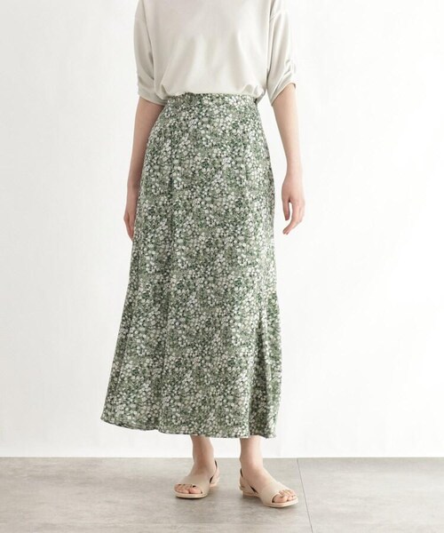 OZOC（オゾック）の「[洗える]プチフラワーマーメイドロングスカート（スカート・レディース・グリーン(122)/ナチュラル(150)・38(M)）」の3枚目の写真