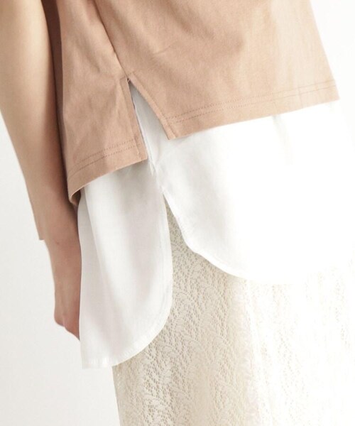 OZOC(オゾック)の「シャツレイヤード風Tシャツ(トップス・レディース・カーキ(027)/マスタード(033)/ライトベージュ(051)/タバコブラウン(054)・26(S)/38(M)/50(L))」の12枚目の写真