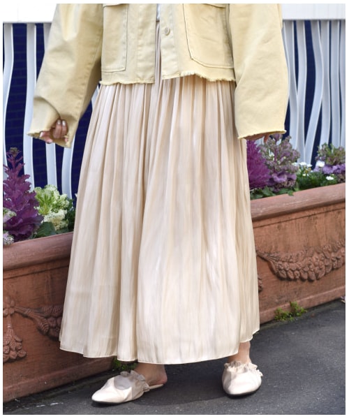 w closet（ダブルクローゼット）の「シャイニーサテン×チュール リバーシブルスカート（スカート・レディース・エクリュ/Sグレー/Lモカ/サックス/ミント/ブラウン・FREE）」の13枚目の写真