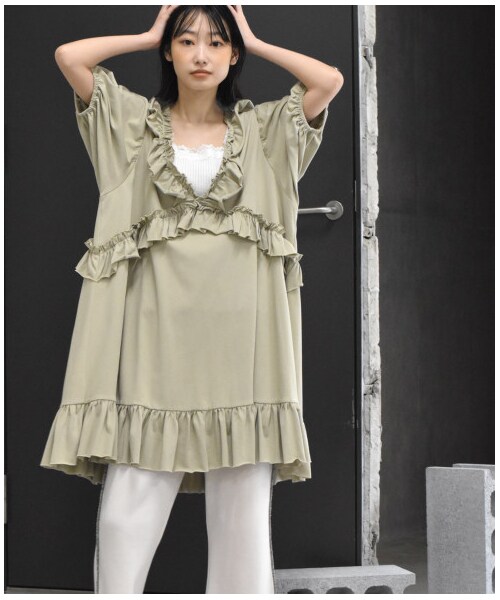 w closet（ダブルクローゼット）の「【Alley】フリルトップス（トップス・レディース・オリーブ/モカ/グリーン・FREE/M/L）」の6枚目の写真