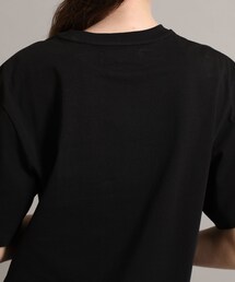 AKIRANAKA - 【新品】  AKIRANAKA / アキラナカ | 伊勢丹新宿店別注 T-SHIRTS / グラフィック Tシャツ | 2 | black | レディース 2244097819.jpg?1713941708