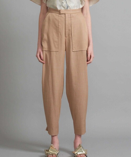 FEMMENT（ファモン）の「トリアセデニムベイカーパンツ（パンツ・レディース・BLACK/BEIGE/ORG・1/2/MODEL:176cm/kg SIZE:2）」の4枚目の写真