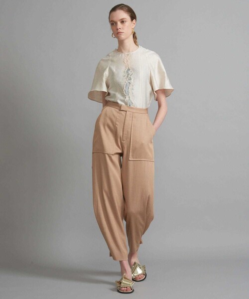 FEMMENT（ファモン）の「トリアセデニムベイカーパンツ（パンツ・レディース・BLACK/BEIGE/ORG・1/2/MODEL:176cm/kg SIZE:2）」の2枚目の写真