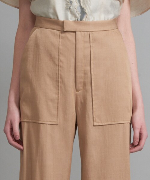 FEMMENT（ファモン）の「トリアセデニムベイカーパンツ（パンツ・レディース・BLACK/BEIGE/ORG・1/2/MODEL:176cm/kg SIZE:2）」の7枚目の写真