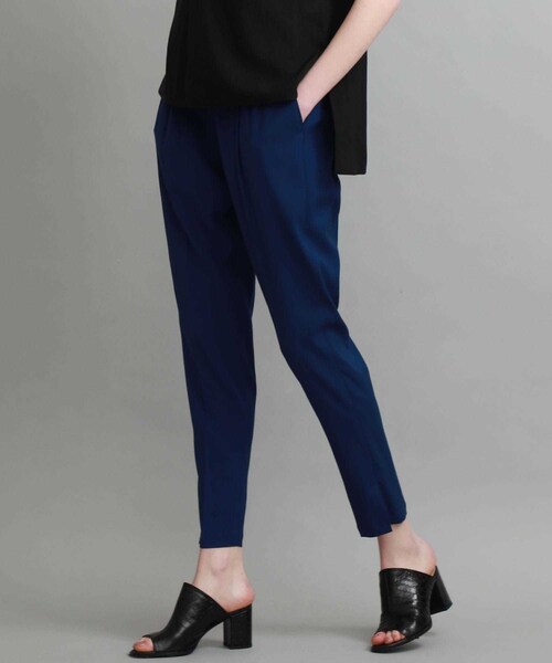 08sircus(ゼロエイトサーカス)の「ストレッチバックサテンジョッパーズパンツ(パンツ・レディース・BLACK/NAVY・0/1)」の1枚目の写真