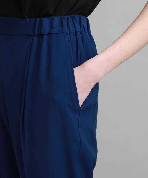 08sircus(ゼロエイトサーカス)の「ストレッチバックサテンジョッパーズパンツ(パンツ・レディース・BLACK/NAVY・0/1)」の8枚目の写真
