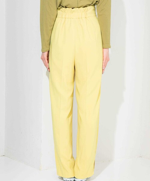 STUDIOUS（ステュディオス）の「ジョーゼットタックストレートパンツ（パンツ・レディース・BLACK/PINK BEIGE/YELLOW/SAX・1/2）」の13枚目の写真