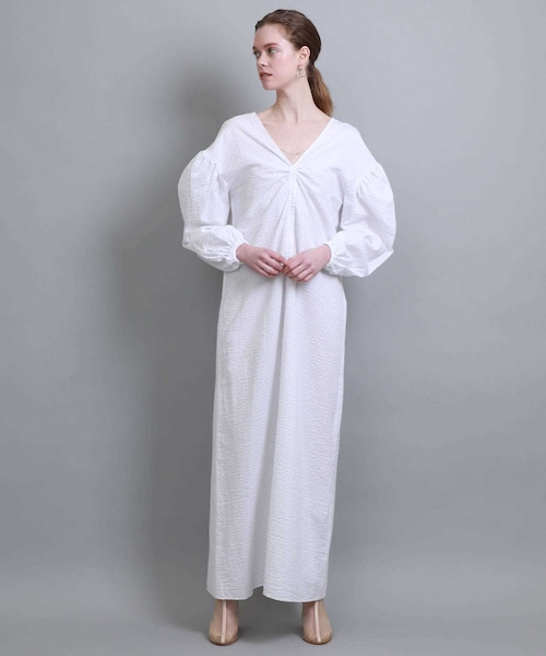 Uhr（ウーア）の「ギャザリングドレス（）」 - WEAR